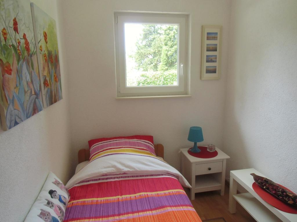 Apartment Kolman Cres Buitenkant foto
