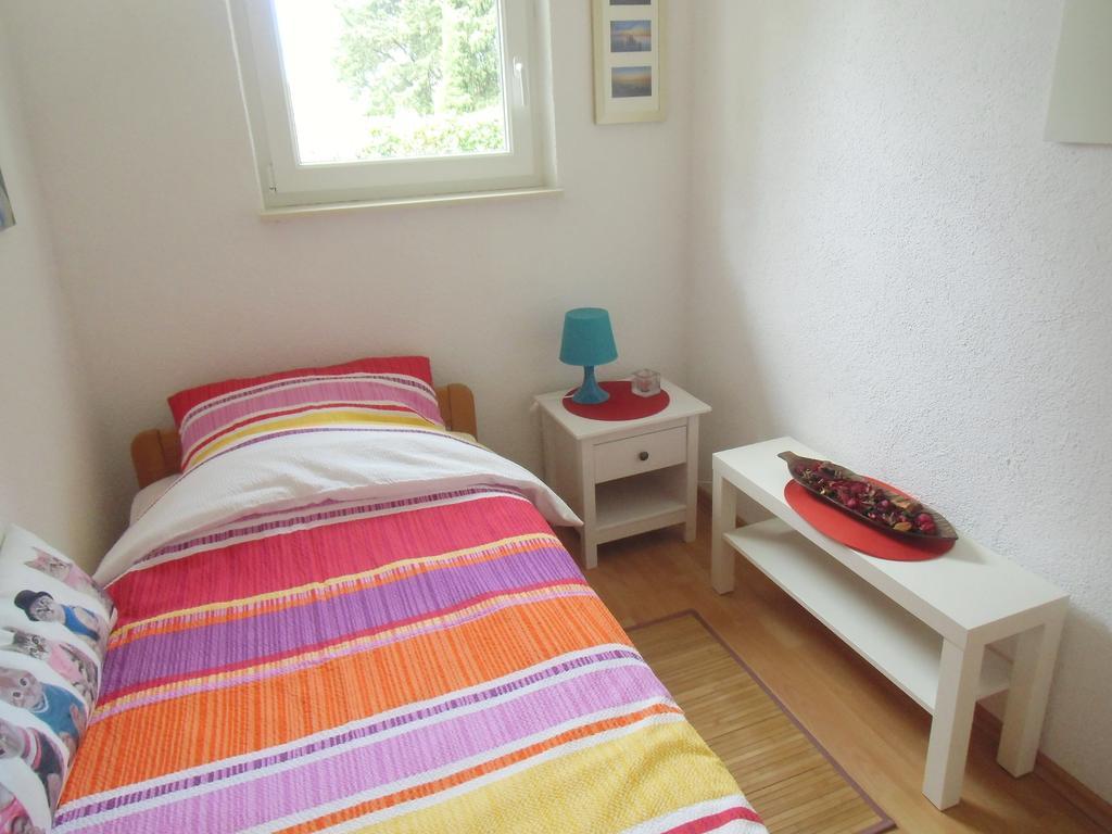 Apartment Kolman Cres Buitenkant foto