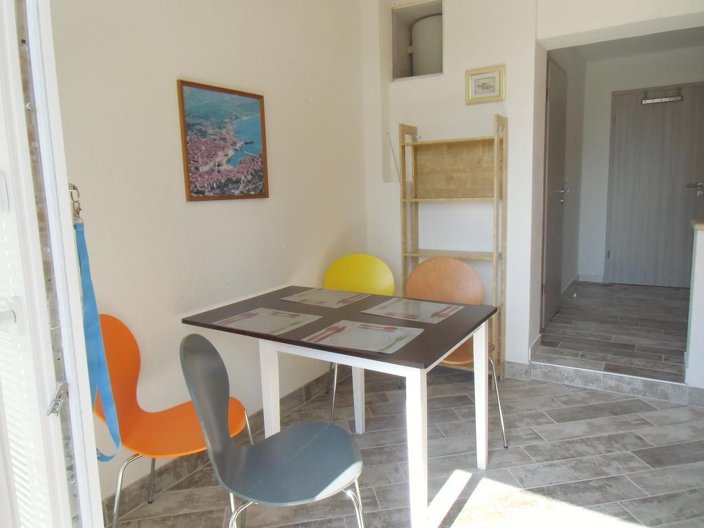 Apartment Kolman Cres Buitenkant foto